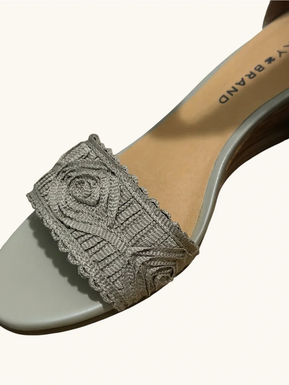 Lucky Brand Joshelle Roasted Cashew Beige Embroidered Ankle Wrap Low Wedges
